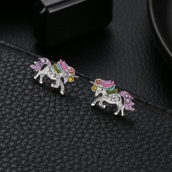 Lovely 18KGP Unicorn Earrings - Picture 4 of 6